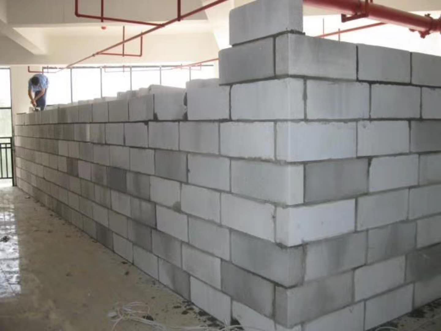宾川蒸压加气混凝土砌块承重墙静力和抗震性能的研究